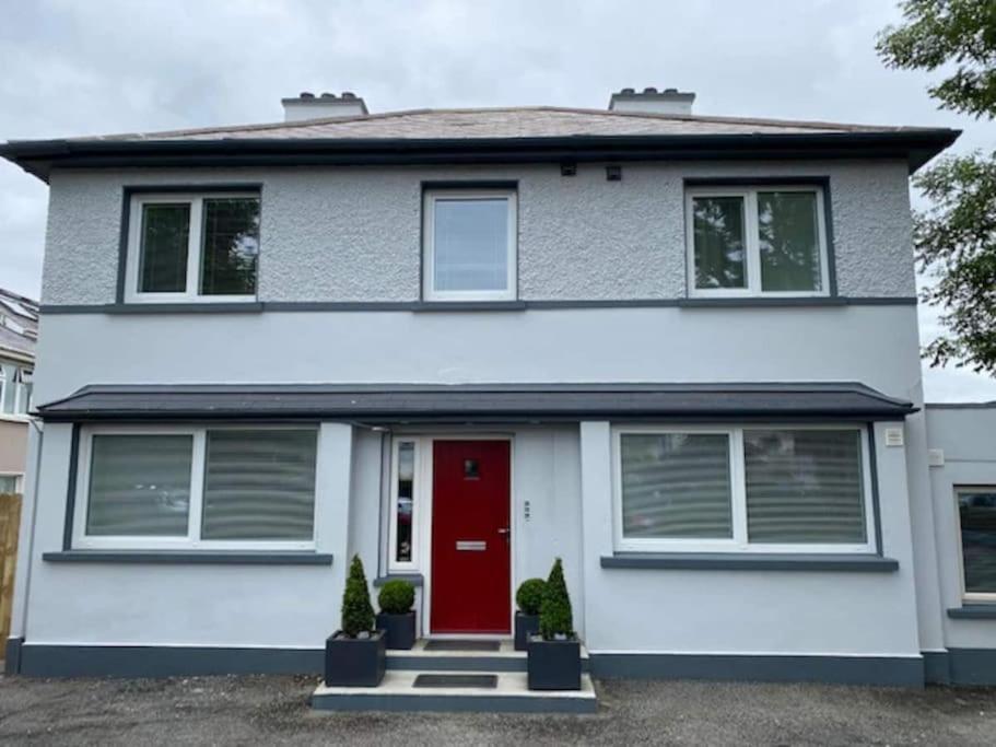 Location, Location - Modern 2 Bed Apt In Killarney Eksteriør bilde