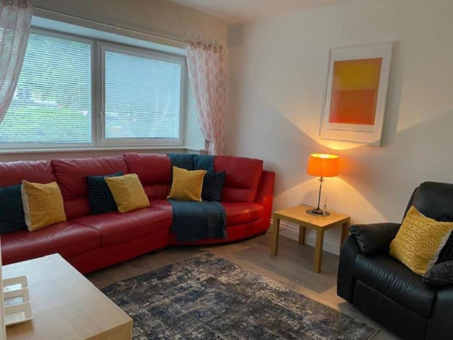 Location, Location - Modern 2 Bed Apt In Killarney Eksteriør bilde